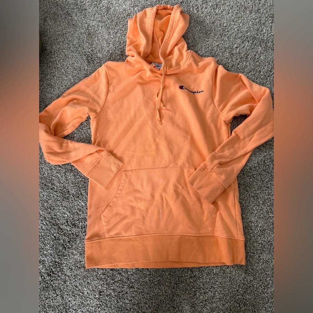 Like new super soft champion hoodie size small- lightweight and comfy